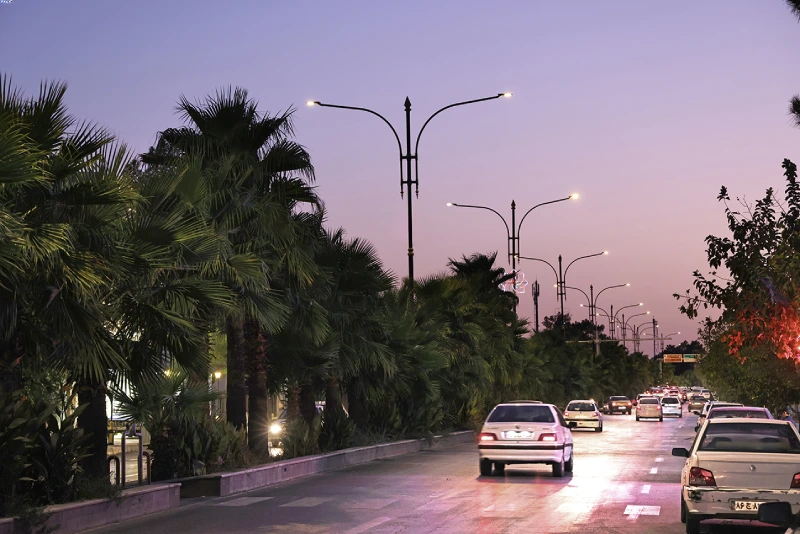 رنگ نور مناسب پروژکتور خیابانی برای روشنایی معابر